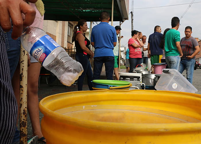  Armenia está sin agua y la población, desesperada