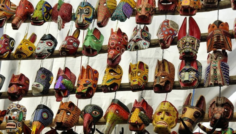  Estéticas descoloniales desde el Sur. Arte, memorias y cuerpos