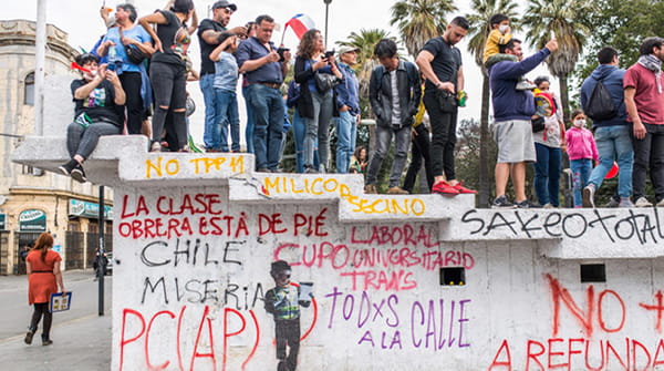  Maestro Pueblo, Maestra Dignidad