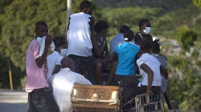  “Libro explica cómo epidemia del cólera mató miles de haitianos y cientos de dominicanos”