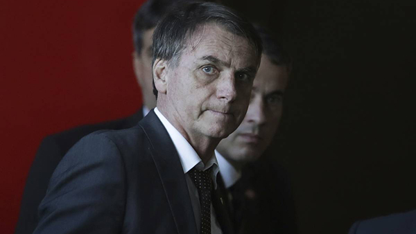  Contra a perseguição político-ideológica no Brasil