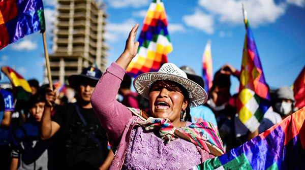  Bolivia retoma la senda democrática