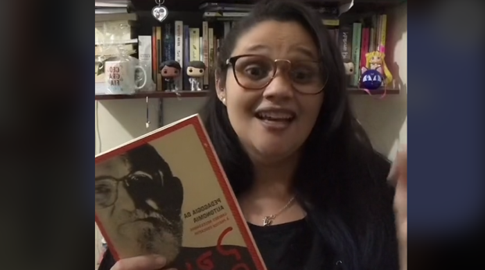  Feria virtual sobre la obra y el pensamiento de Paulo Freire en el siglo XXI: [Fernanda Santana Ribeiro]