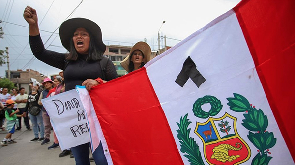  ¡Ni un muerto más en Perú!