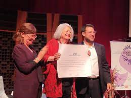  Doctorado Honoris Causa para Ana Mae Barbosa