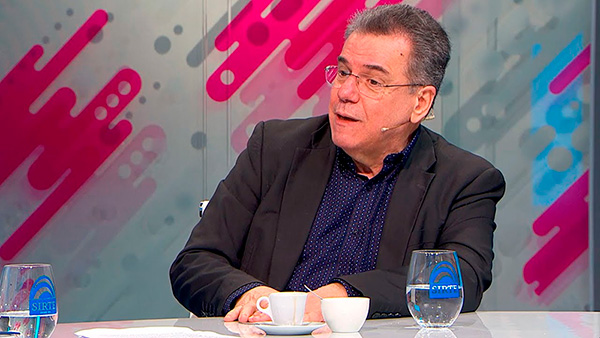  Gerardo Caetano, presidente de la Academia Nacional de Letras de Uruguay