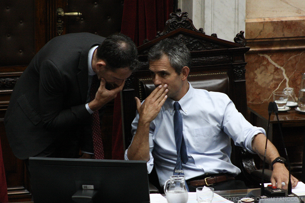  «En la negociación de la ley tuvieron las peores prácticas de la política»