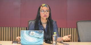  Intersecciones y aportes de los feminismos descoloniales, negros y comunitarios al pensamiento crítico en Salud Pública