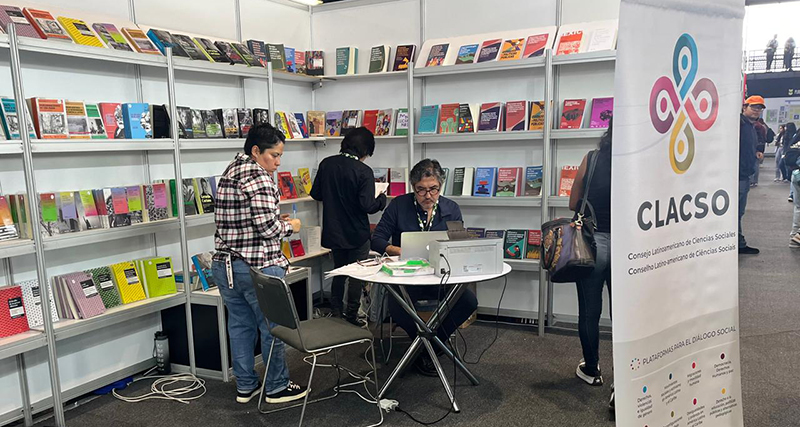  En la UNAM, Clacso expone sus mejores títulos en la FILUNI