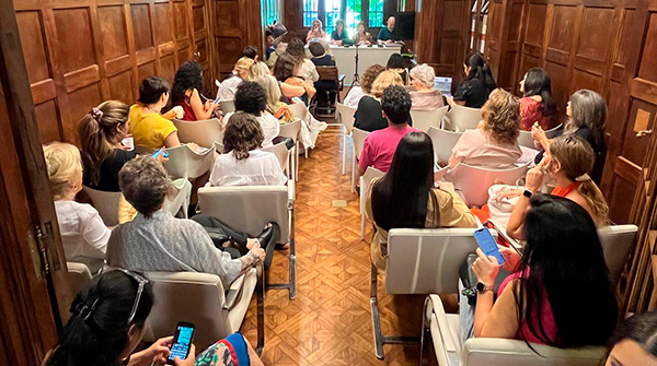  Diálogos sobre política exterior feminista