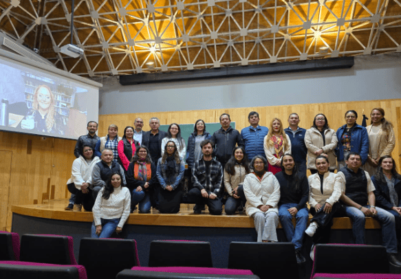  Escuela de Evaluadoras y Evaluadores: hacia una evaluación responsable en el marco de la ciencia abierta como bien común