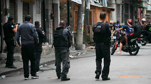  Mulheres se opõem à barbárie de Cláudio Castro e o balanço da operação segue em aberto